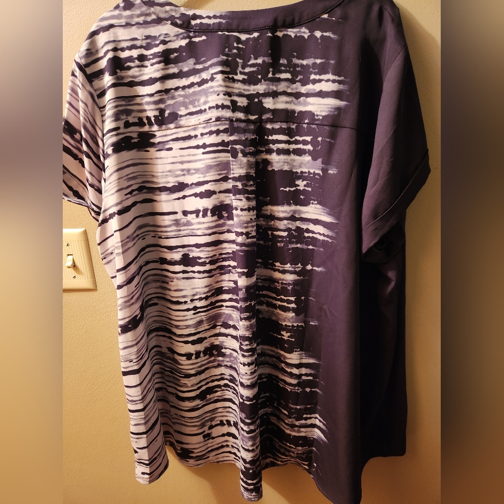 Simply Vera Vera Wang Striped Purple and White Blouse - Picture 2 of 5